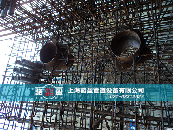 <a href=http://www.m.bjweijia.cn target=_blank class=infotextkey>防水套管</a>和墻體之間的結(jié)合